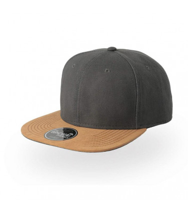 Cappellino con visiera piatta